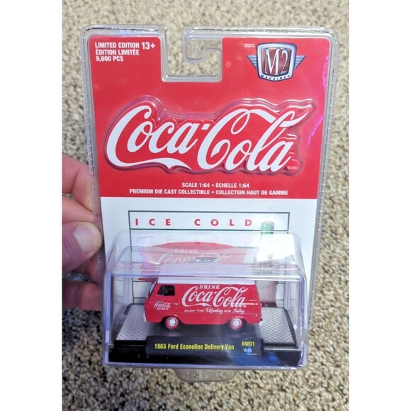 M2 Machines Coca-Cola 1965 Ford Econoline Delivery Van – Limited Edition Diecast - Picture 2 of 8